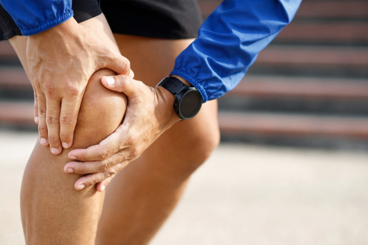 Arthritis In Your 30s: Signs, Causes And Treatments