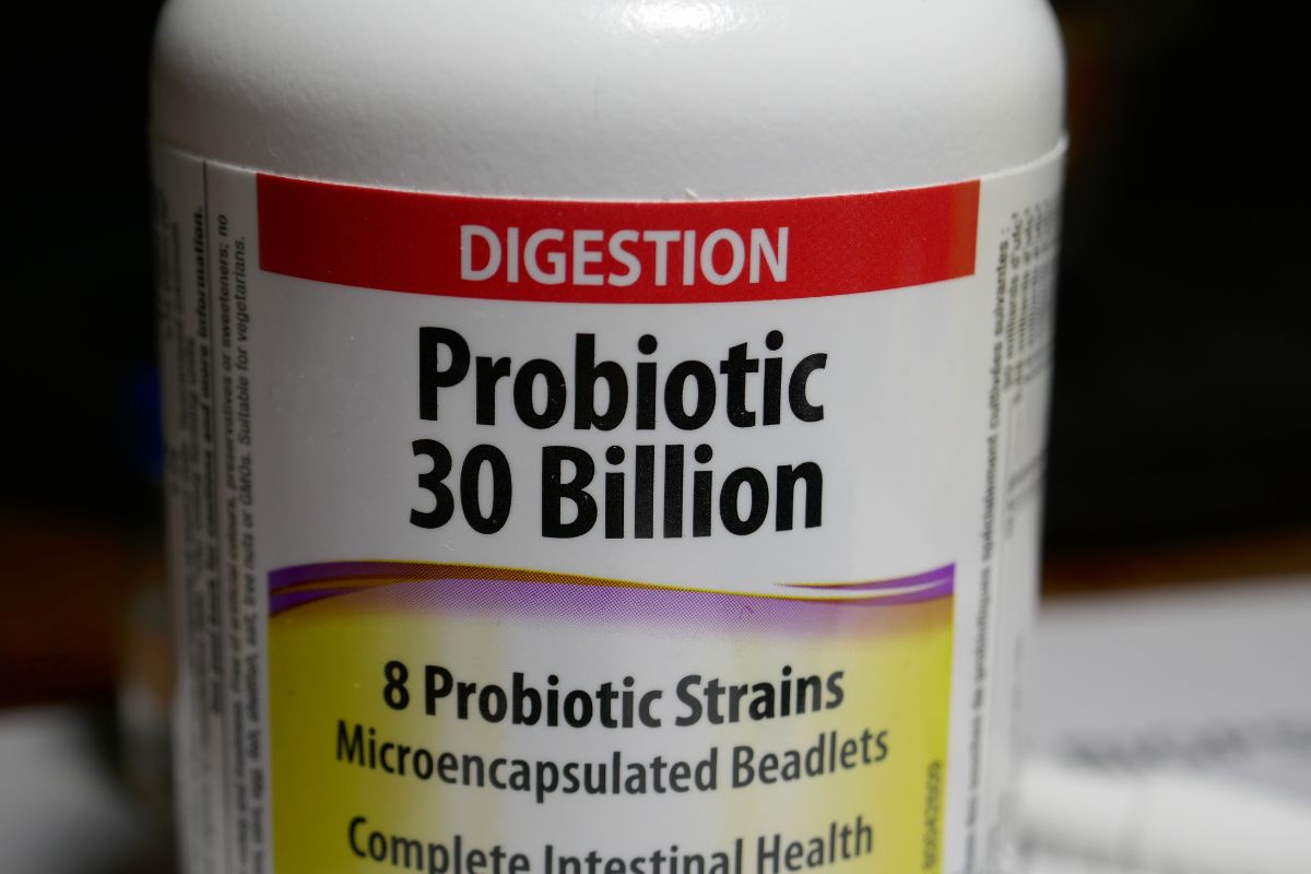 Can Probiotics Help Treat Crohn's Disease? (All You Need To Know)
