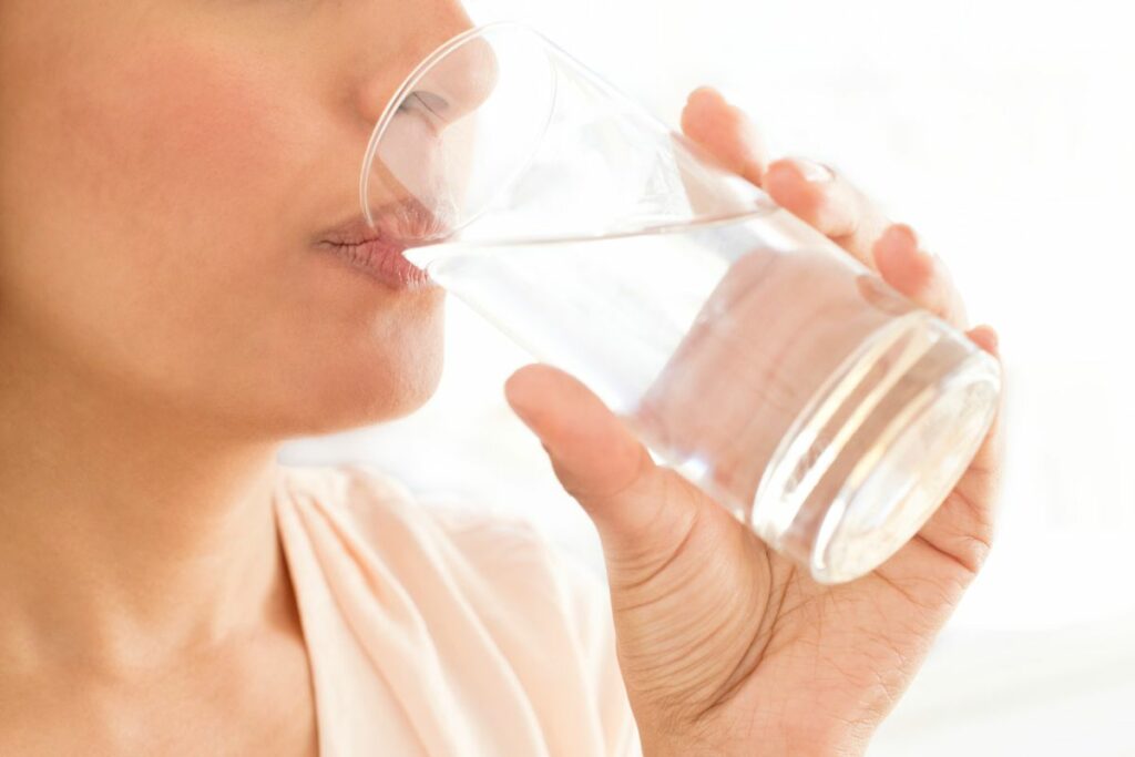 How Hydration Can Help Fight Crohn’s Disease? Alpha Nutrition